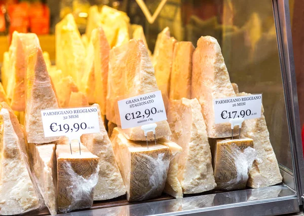 Italian parmesan Cheese for Sale in a Shop in Florence Italy — Stock Photo, Image