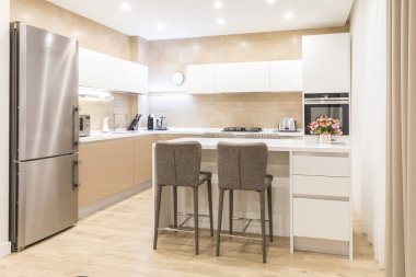 Lüks bir daire modern yeni mutfak