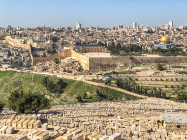 Jerusalem, İsrail - 22 Ocak 2019: Panorama Kudüs mezarlığı ile