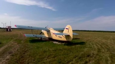 Pyatigorsk, Rusya - 08 Temmuz 2018: Airshow ile antonov An-2 Rus uçakları