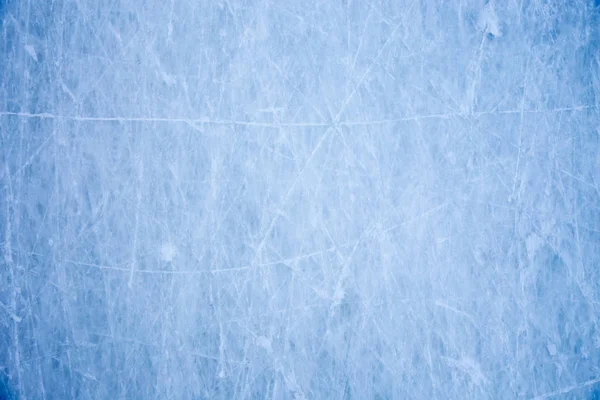 Textura de la superficie de hielo azul con arañazos de patines — Foto de Stock