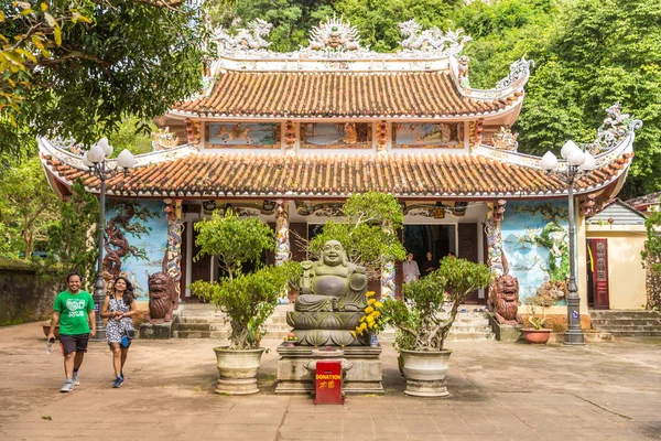 Da Nang, Vietnam-04 Ocak 2019: Budist Pagoda, Marble Dağları 'nda Tapınak, da Nang Vietnam