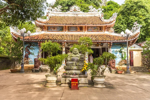 Da Nang, Vietnam-04 Ocak 2019: Budist Pagoda, Marble Dağları 'nda Tapınak, da Nang Vietnam