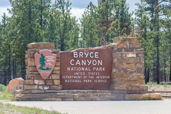 Bryce Canyon National Park Entrance Sign Utah Usa Imagen de archivo