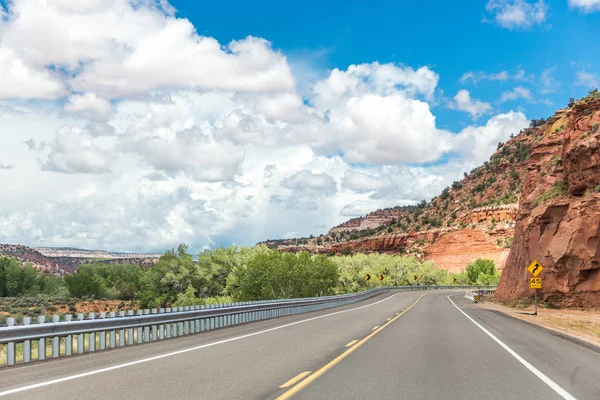 Beautifil Highway en Utah paisaje en los EE.UU. —  Fotos de Stock