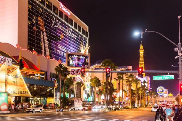 LAS VEGAS, USA 28 พฤษภาคม 2015: มุมมองของแถบในลาสเวกัสใน Clark County, Nevada USA — ภาพถ่ายสต็อก