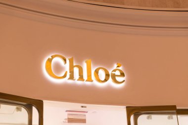 Las Vegas, Nevada, ABD - 13 Mayıs 2019: Las Vegas'taki Wynn Otelinde Chloe mağazasının logosu. Chloe uluslararası bir Fransız lüks moda evi