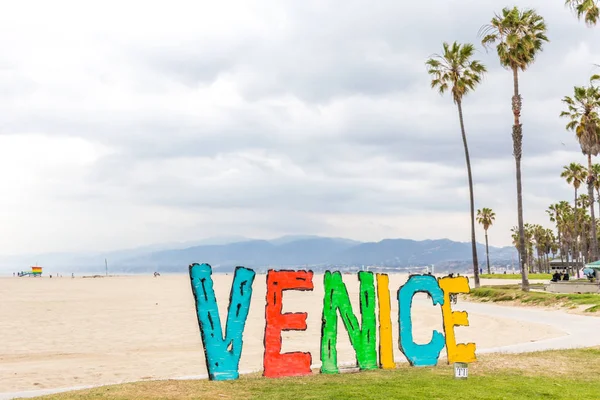 Venice beach sign on Venice beach in Los Angeles California. — Stock Photo, Image