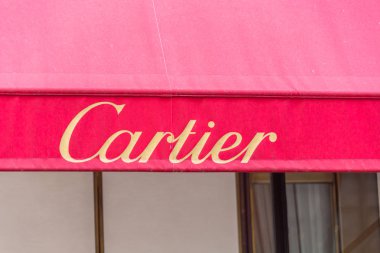 New York, Abd - 15 Mayıs 2019: New York'ta Cartier kuyumcu. Societe Cartier mücevher ve saat tasarlar ve satar. Paris, Fransa'da kuruldu.