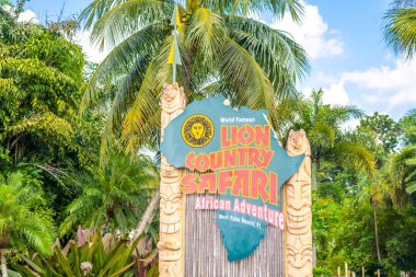 Florida, Abd - 19 Eylül 2019: West Palm Beach Florida'daki Lion Country Safari parkına giriş
