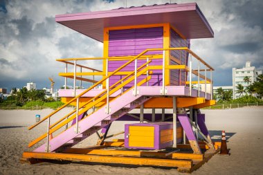 South Beach, Miami Beach, Florida 'daki Renkli Cankurtaran Kulesi