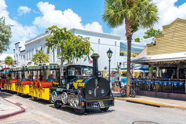 Key West, Florida, Usa - 12 Σεπτεμβρίου 2019: Ήσυχος δρόμος στο Key West, Florida — Φωτογραφία Αρχείου