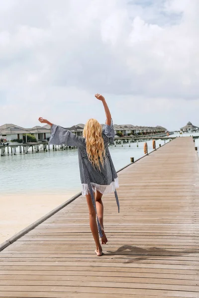 Fashion Outdoor Photo Beautiful Sexy Woman Blond Hair Elegant Beach — Stock Photo, Image