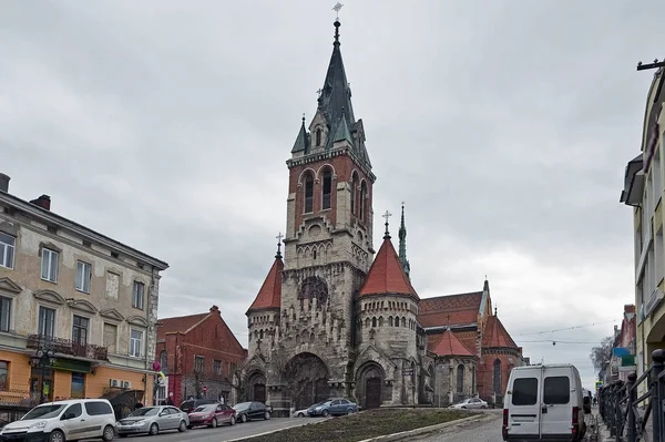 Вид Церковь Пресвятой Богородицы Розария Город Станислава Украина — стоковое фото