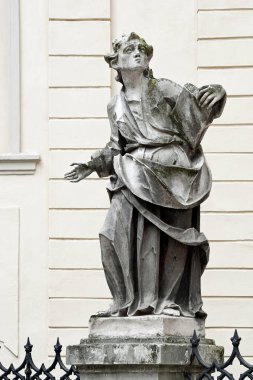 Heykel kapalı kitap Latin katedral, Lviv, Ukrayna varsayım olarak da bilinen Katedrali Bazilikası ile