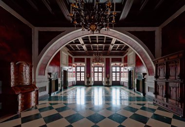 Zbarazh Kalesi, Ukrayna 'daki Zbarazh kasabasında güçlendirilmiş savunma kalesi.