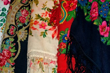Ukrayna Hutsul headscarfs farklı renk kümesi