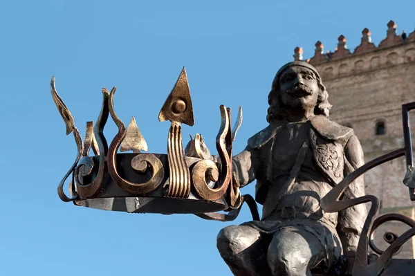 Una Statua Simbolo Della Città Guardia Con Una Corona Fronte — Foto Stock