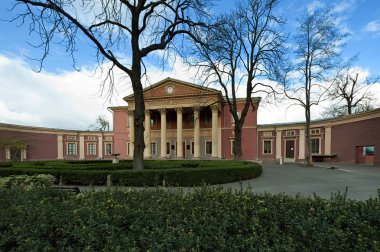 Odesa, Ukrayna 'daki Odesa Sanat Müzesi ile şehir manzarası
