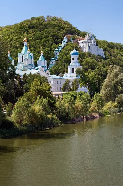 Die Swjatohirsker Lavra Vom Rechten Ufer Des Schweren Donezflusses Ukraine Stockfoto