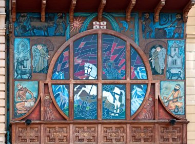 Batumi Georgia 'daki binanın vitray camı.