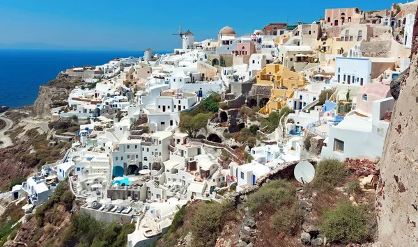 ギリシャキュクラデス島サントリーニ島のオイアの街並み — ストック写真