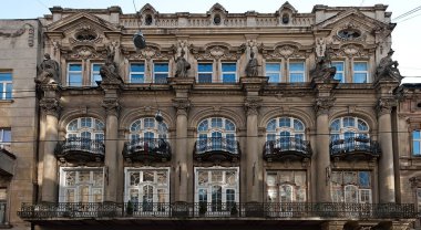 Lviv Ukrayna 'daki eski bina cephesi