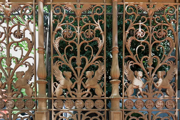 希腊雅典Iliou Melathron Schliemann宫的旧围栏 — 图库照片