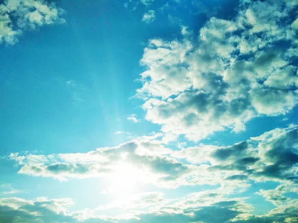 Sol Brillando Brillantemente Cielo — Foto de Stock