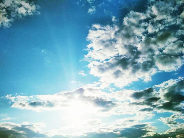 Soleil Brillant Dans Ciel — Photo