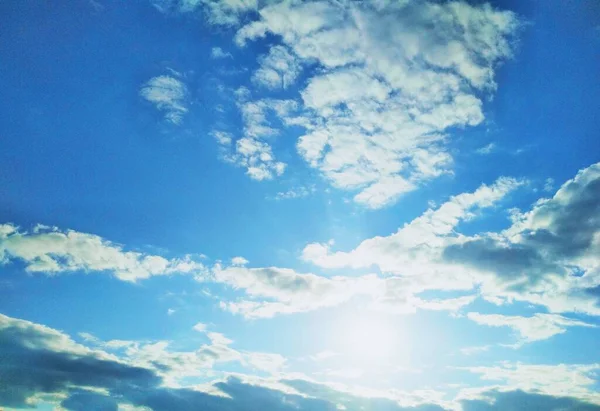 Sol Brillando Brillantemente Cielo — Foto de Stock