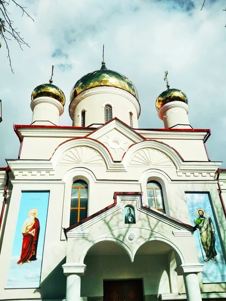 Orthodox Church Shining Domes — Stock Photo, Image