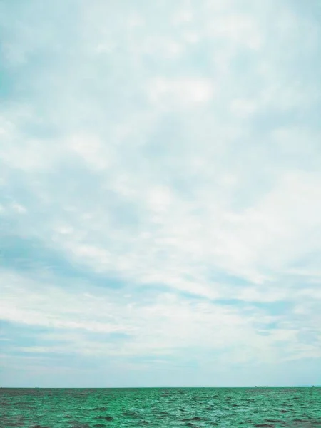 Чорне Море Тлі Хмарного Неба — стокове фото