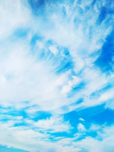 Nuages Cirrus Recouvrant Ciel Bleu Fond Naturel — Photo