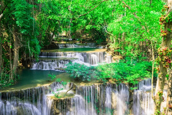 Водопад Глубоком Лесу Национальном Парке Таиланд — стоковое фото