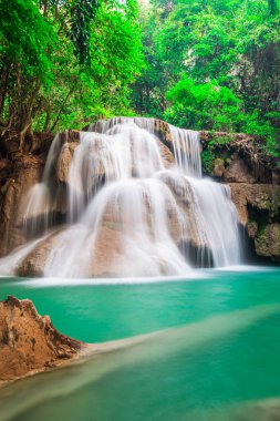 Şelale derin ormana Milli Parkı, Tayland