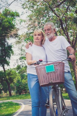 eski yaş, insanlar ve yaşam tarzı kavramı