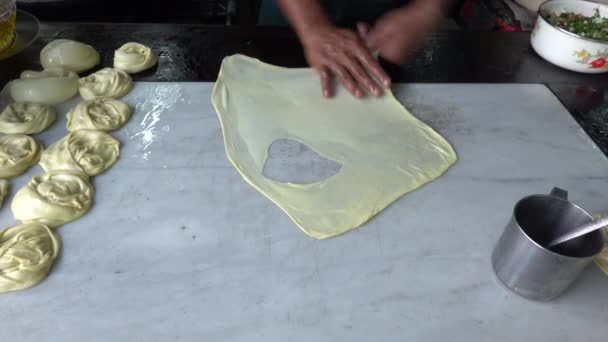 Roti Making Farina Roti Thresh Roti Maker Con Olio Burro — Video Stock