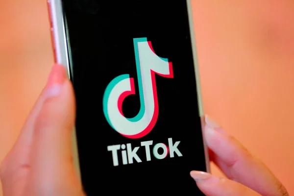 Nakhonratchasima Tailandia Mayo 2020 Tik Tok Icono Información Aplicación Primer —  Fotos de Stock