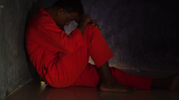 Footage Prisoner Uniform Stressed Making Mistake His Own Sitting Floor — Stock Video