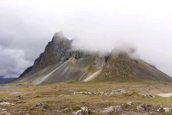 Islandská Horská Krajina Mlze Jarní — Stock fotografie