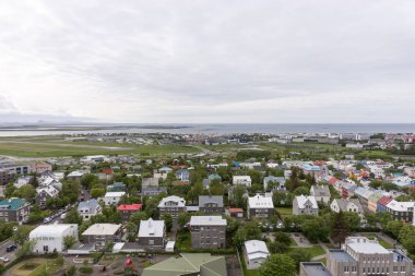 Reykjavik şehrin havadan görünümü. İzlanda'nın başkenti