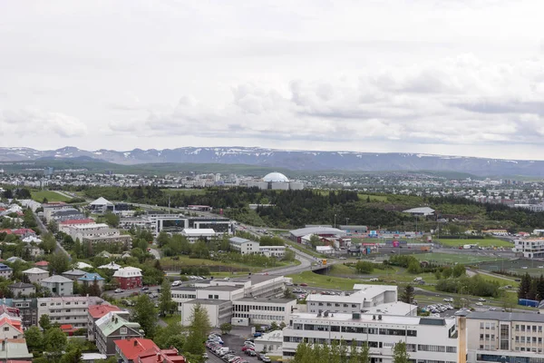 Reykjavik şehrin havadan görünümü. İzlanda'nın başkenti
