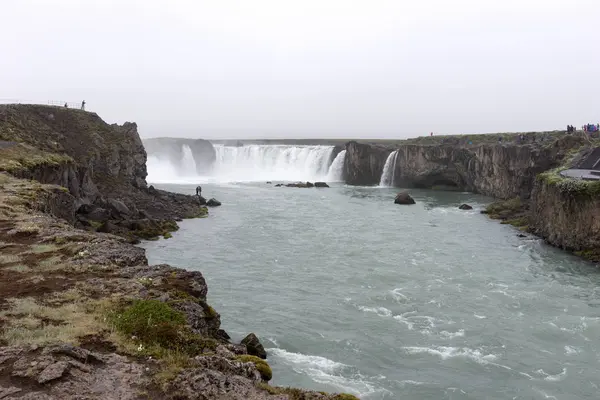 Słynny Wodospad Godafoss Pochmurny Dzień Islandii — Zdjęcie stockowe