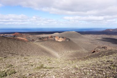Timanfaya Milli Parkı, Lanzarote, Kanarya Adaları, İspanya içinde volkanik krater