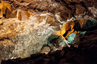 İçinde volkanik ada sahip Cueva de los Verdes mağara. Lanzarote. Kanarya Adaları. İspanya
