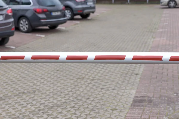 Automatische Schranke Für Den Parkplatz Die Schranke Ist Geschlossen — Stockfoto