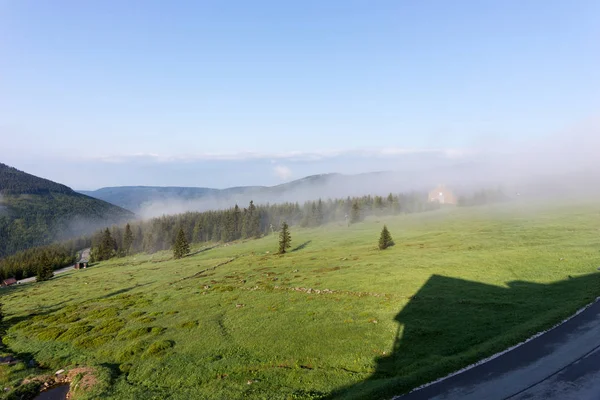 Nebbia Mattino Nel Parco Nazionale Krkonose Montagne Giganti Repubblica Ceca — Foto Stock