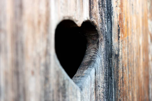 Heart Shape Old Wooden Door Toilet — Stock Photo, Image