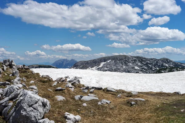 Última Neve Montanha Krippenstein Nas Montanhas Dachstein Salzkammergut Áustria — Fotografia de Stock